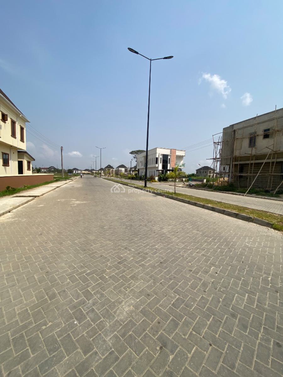 Newly Built 4bedroom Duplex Comes with 2rooms a Room and Parlor Self, Sapphire Gardens Estate, Awoyaya, Ibeju Lekki, Lagos, Semi-detached Duplex for Sale