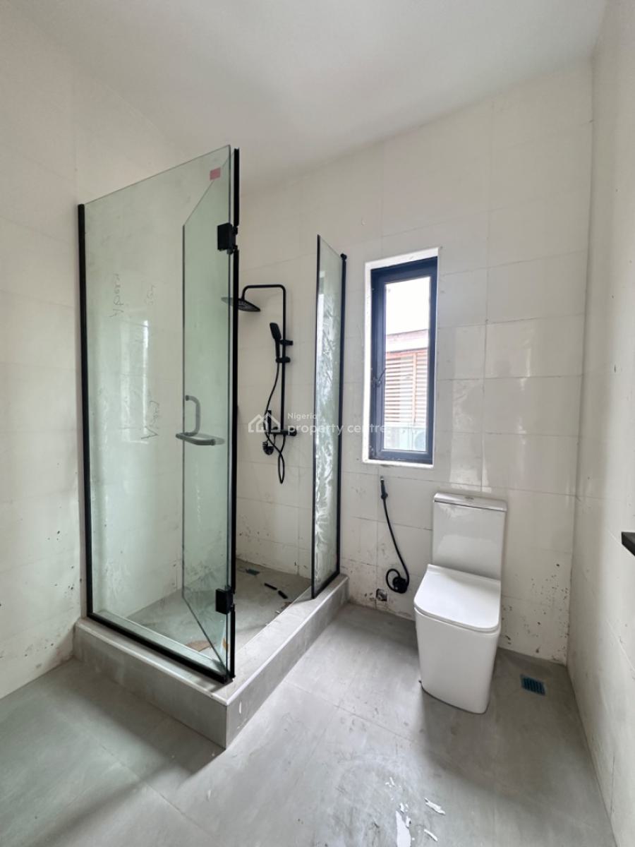 Clean 2bedroom Apartment with Bq in Lekki Phase 1, Freedom Way, Lekki Phase 1, Lekki, Lagos, Block of Flats for Sale