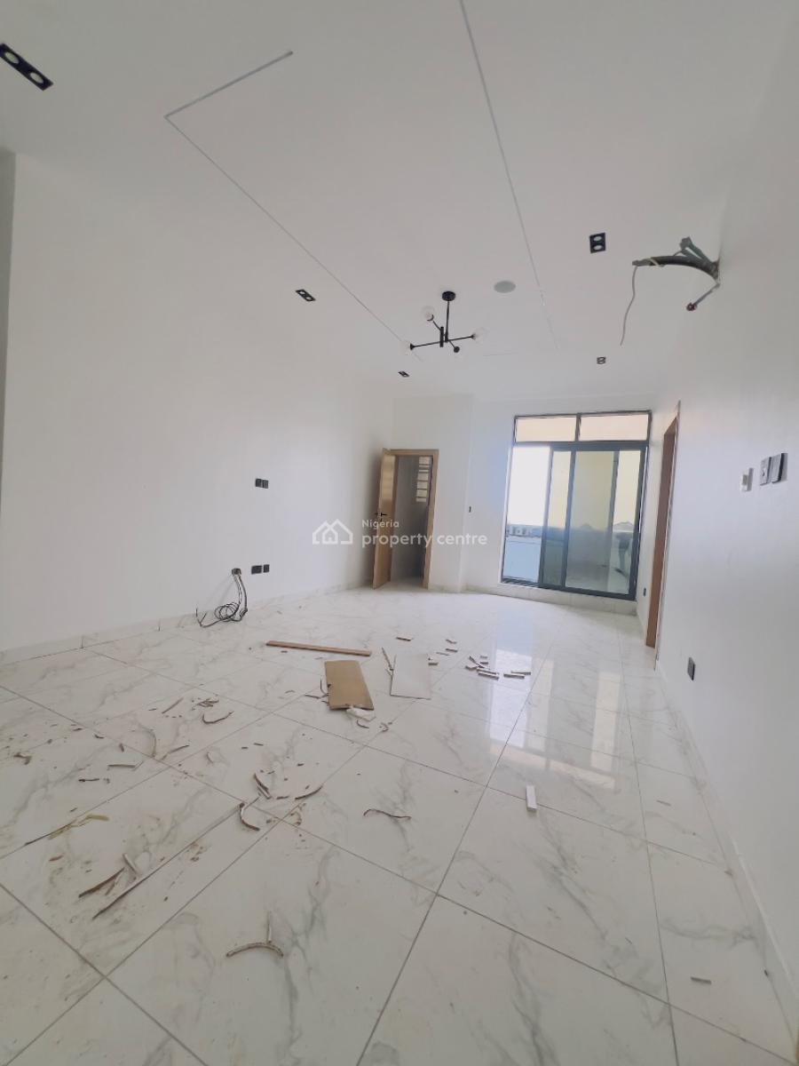 Serviced 3bedroom Apartment with Bq, Ologolo, Lekki, Lagos, Flat / Apartment for Rent