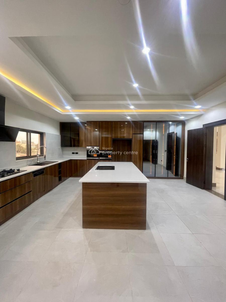 Amazing 5 Bedroom Massive Penthouse with 2 Bqs, Bourdillon, Ikoyi, Lagos, Detached Duplex for Sale