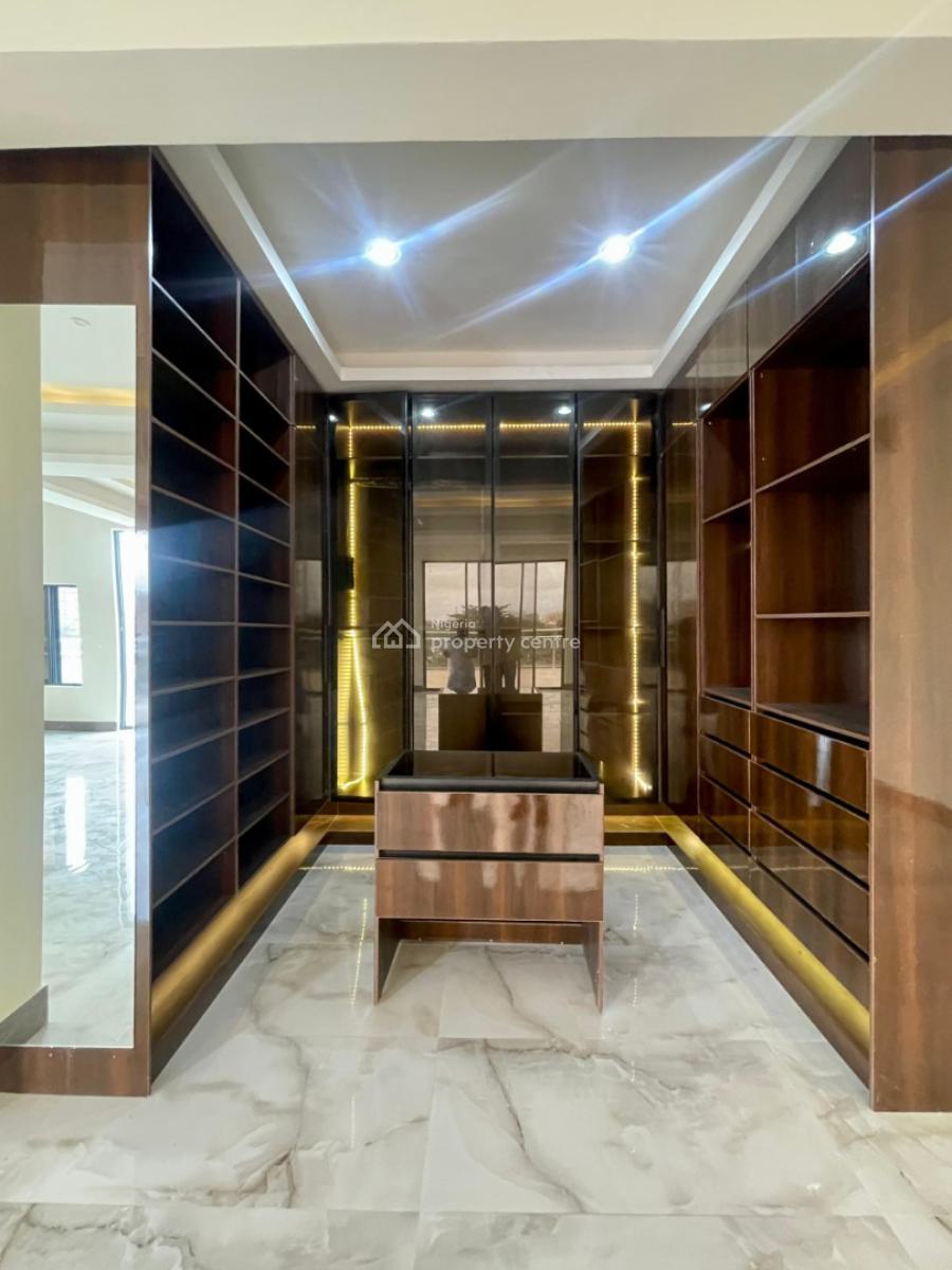 Amazing 5 Bedroom Massive Penthouse with 2 Bqs, Bourdillon, Ikoyi, Lagos, Detached Duplex for Sale