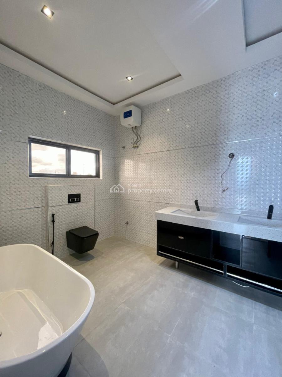 Amazing 5 Bedroom Massive Penthouse with 2 Bqs, Bourdillon, Ikoyi, Lagos, Detached Duplex for Sale