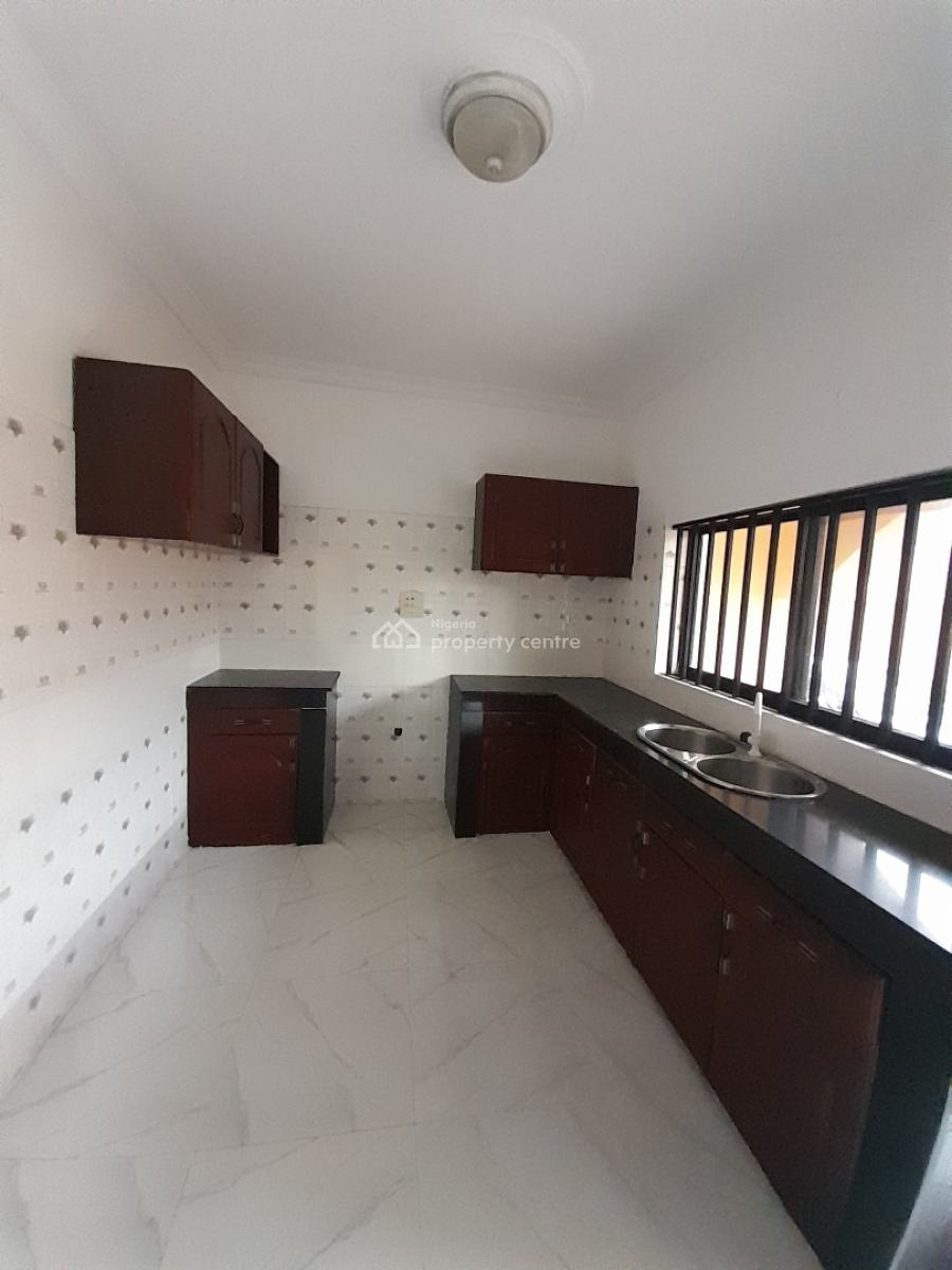 Perfect 3 Bedroom Service Apartment in a Gated Estate,good Water, Oniru, Victoria Island (vi), Lagos, Flat / Apartment for Rent