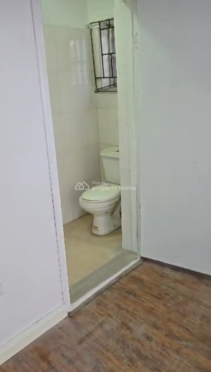Lovely Sweet Open Plan Office Space (28sqm) + Kitchen, Lovely Environment @ Lekki 1, Lekki 1, Lekki Phase 1, Lekki, Lagos, Office Space for Rent