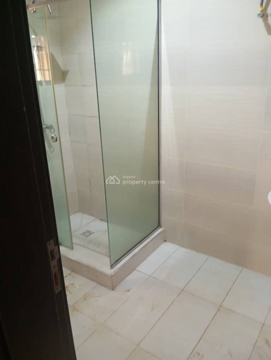 Three Bedrooms Flat, Tipper Garage Axis, Jahi, Abuja, Flat / Apartment for Rent