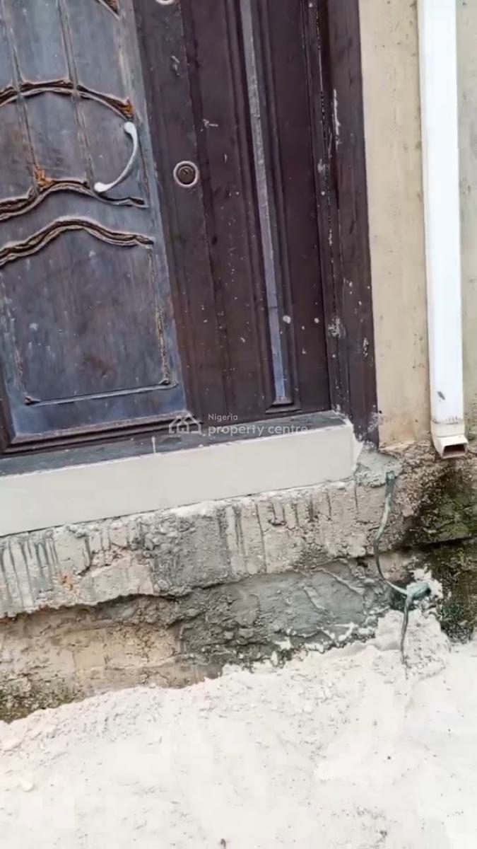 Distress 6 Flats of 4 Units of 3 Bedroom Flats, Greenfield Estate, Ago Palace, Isolo, Lagos, Block of Flats for Sale