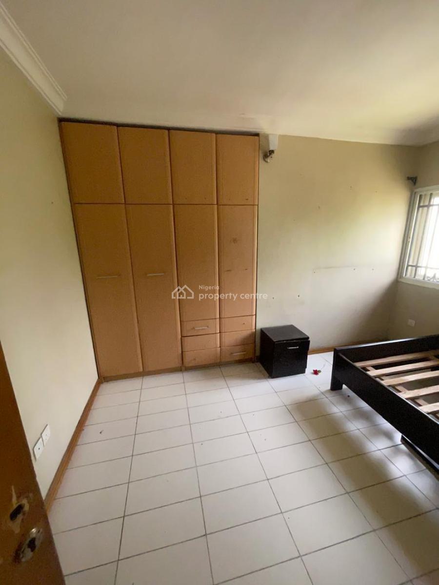 4 Br Terrace House in a Secure and Gated Community, Osapa London, Osapa, Lekki, Lagos, Terraced Duplex for Sale