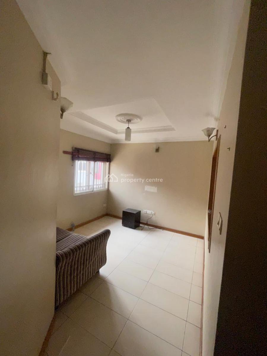 4 Br Terrace House in a Secure and Gated Community, Osapa London, Osapa, Lekki, Lagos, Terraced Duplex for Sale