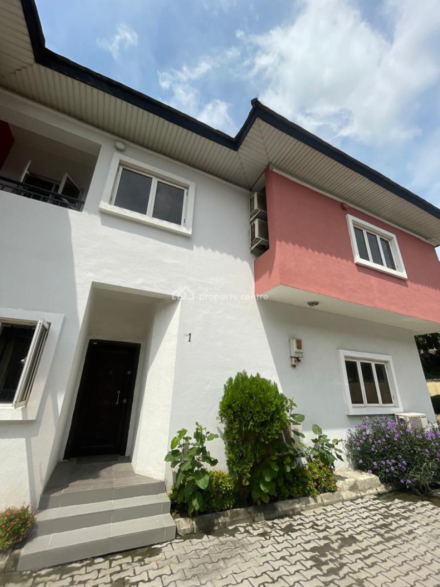 4 Br Terrace House in a Secure and Gated Community, Osapa London, Osapa, Lekki, Lagos, Terraced Duplex for Sale