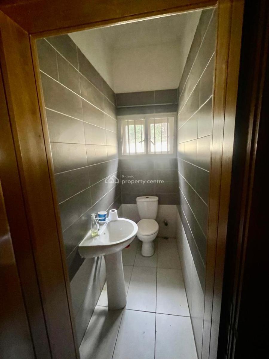 4 Br Terrace House in a Secure and Gated Community, Osapa London, Osapa, Lekki, Lagos, Terraced Duplex for Sale