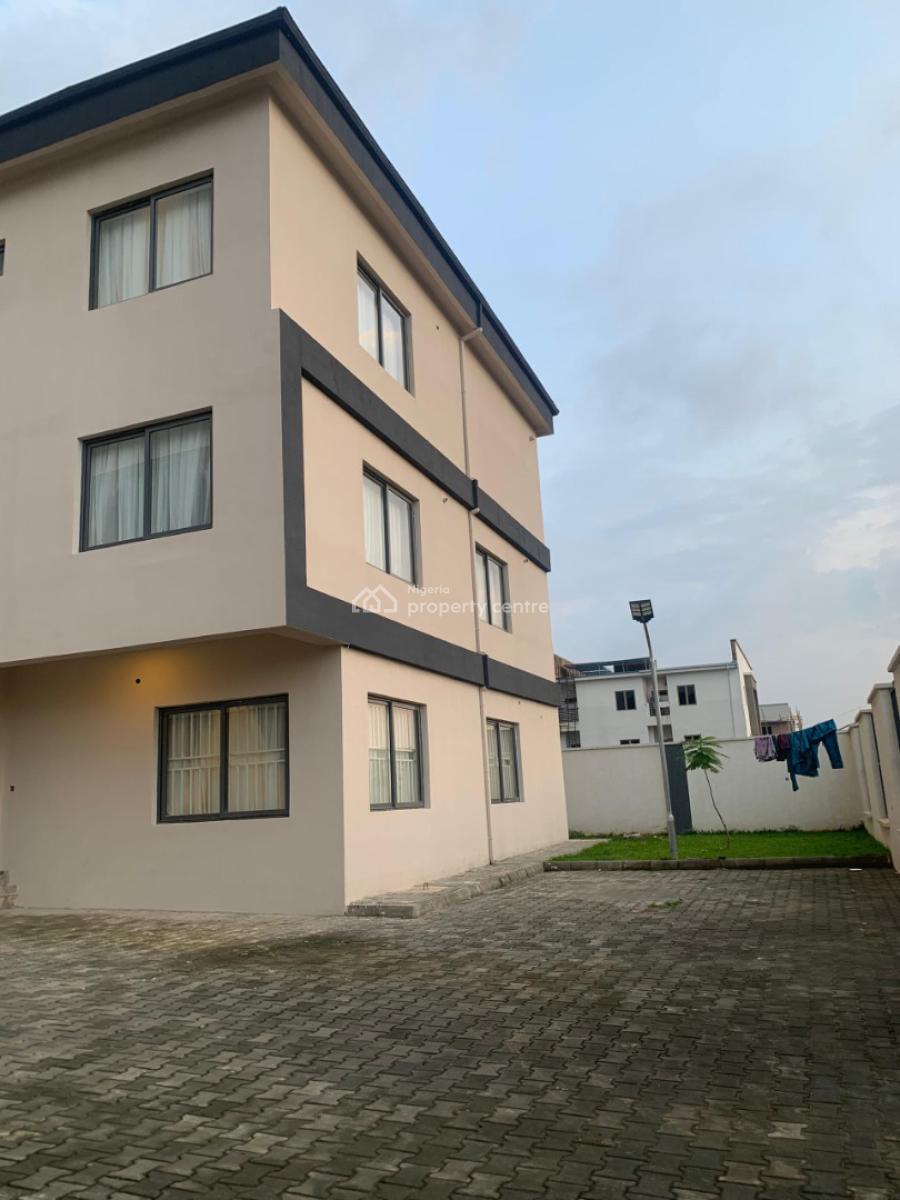 Corner Piece 5 Bedroom Semi Detached Duplex with a Room Bq, Ahmadu Bello Way, Mabushi, Abuja, Semi-detached Duplex for Sale