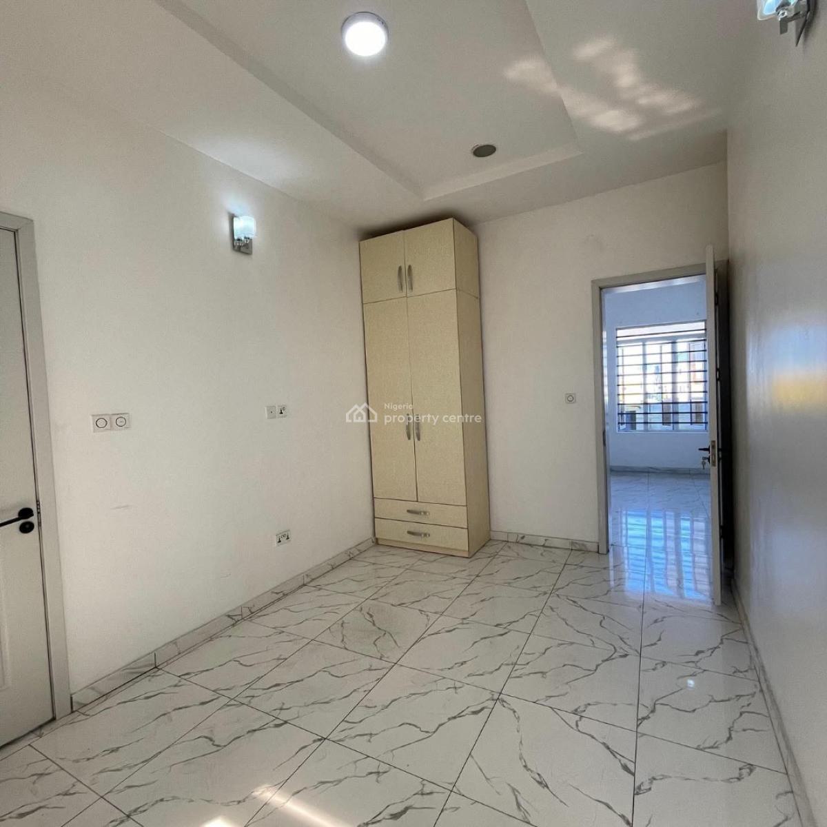 Luxury and Spacious 4 Bedroom Duplex, 2 Toll Gate, Lekki, Lagos, Terraced Duplex for Rent