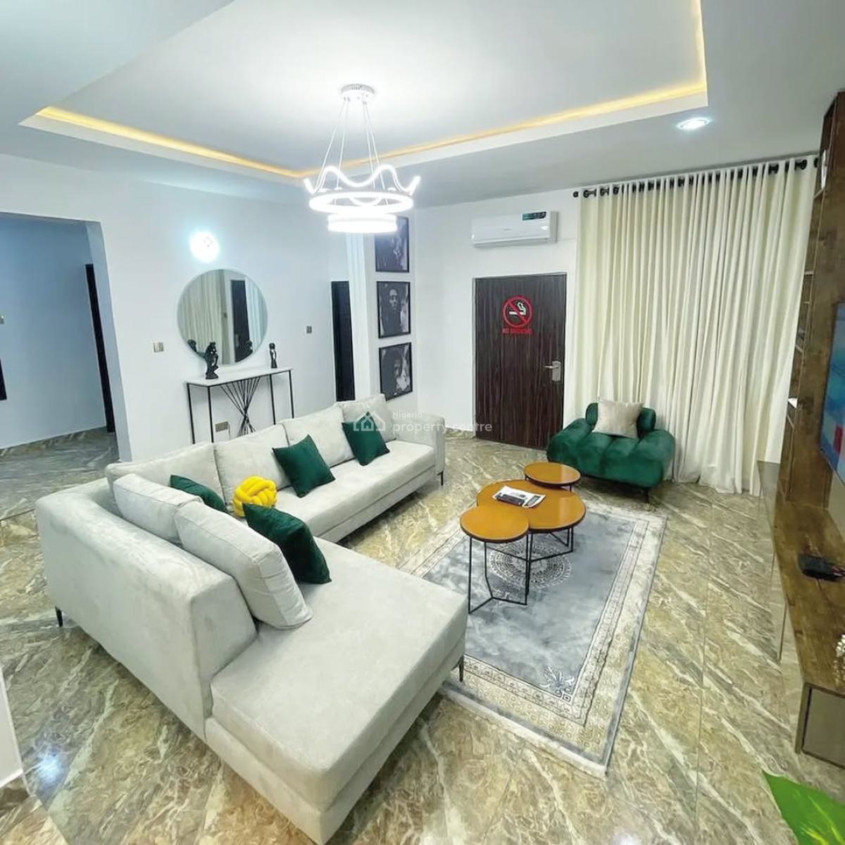 Gorgeous 2 Bedroom Apartment in a Serene Environment, Ken Nnamani Crescent, Wuye, Abuja, Flat / Apartment Short Let