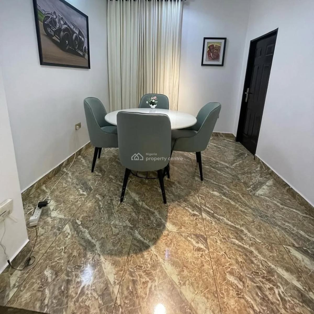 Gorgeous 2 Bedroom Apartment in a Serene Environment, Ken Nnamani Crescent, Wuye, Abuja, Flat / Apartment Short Let