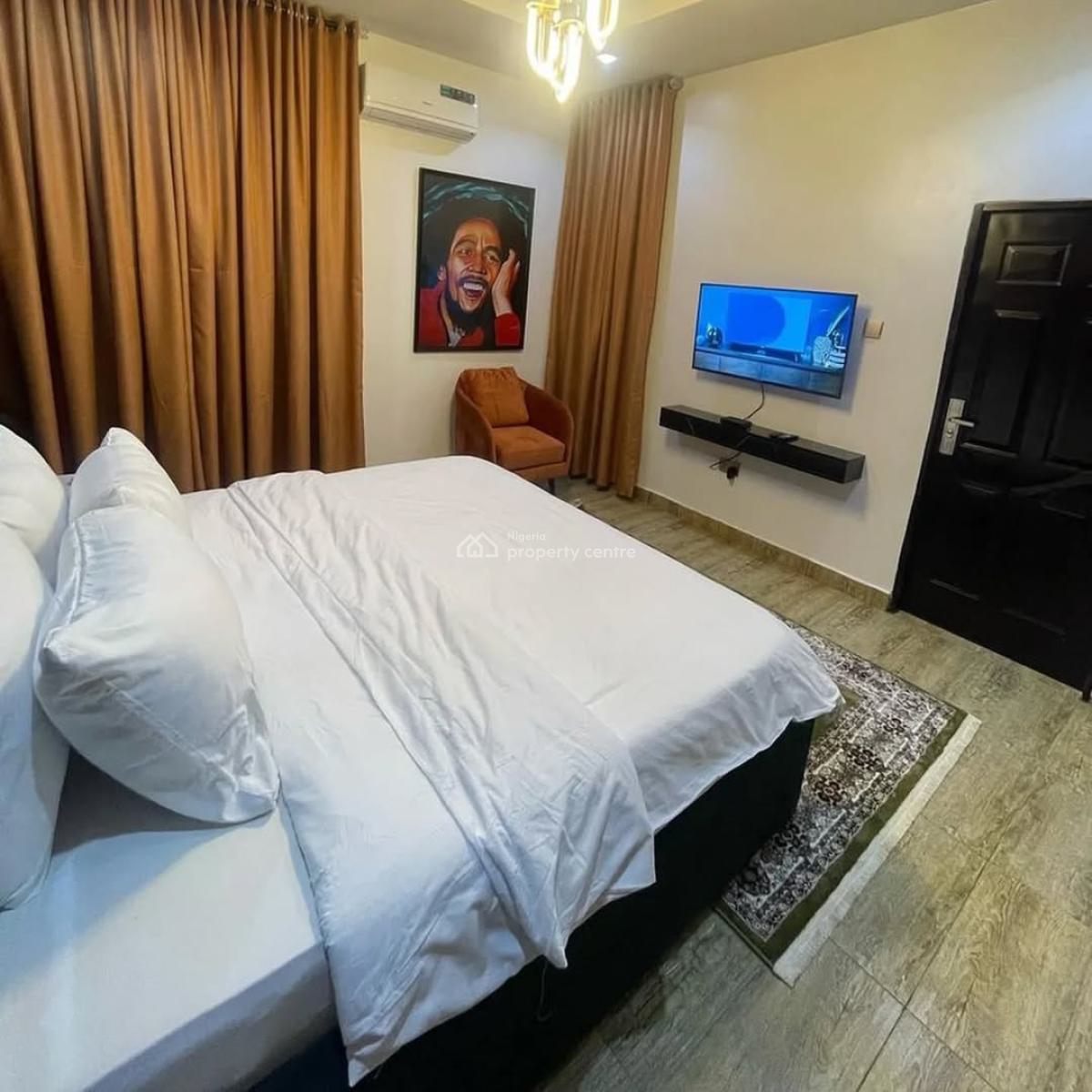 Gorgeous 2 Bedroom Apartment in a Serene Environment, Ken Nnamani Crescent, Wuye, Abuja, Flat / Apartment Short Let