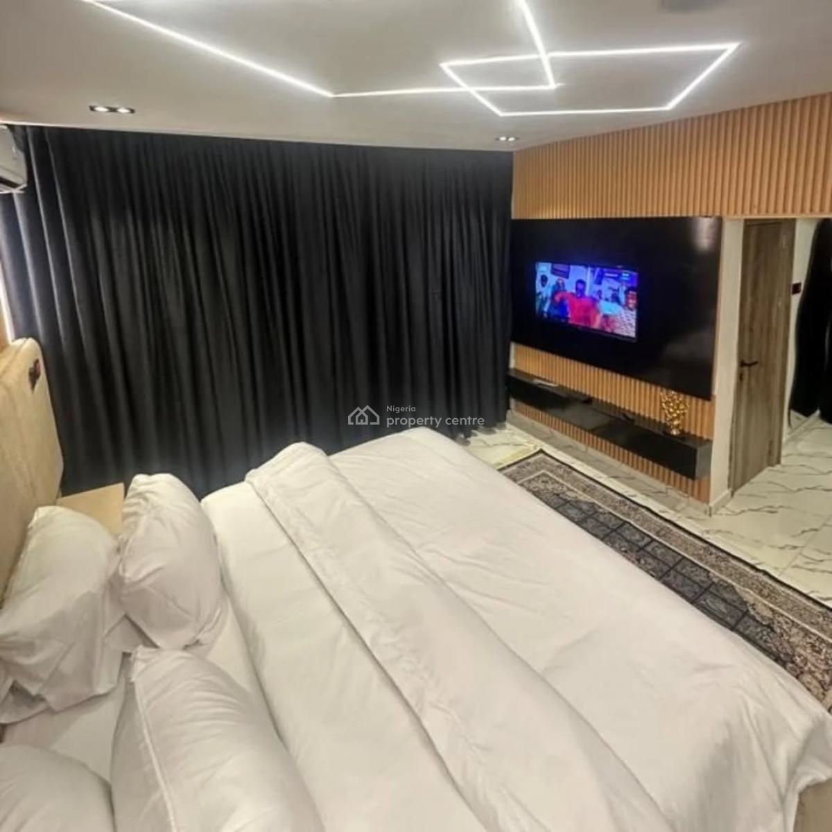 Luxury Beautiful 2 Bedroom Apartment, Libreville Crescent, Wuse 2, Abuja, Flat / Apartment Short Let