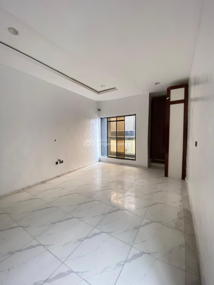 2 Bedroom Apartment with Pool and Gym, Ikate, Lekki, Lagos, Flat / Apartment for Sale