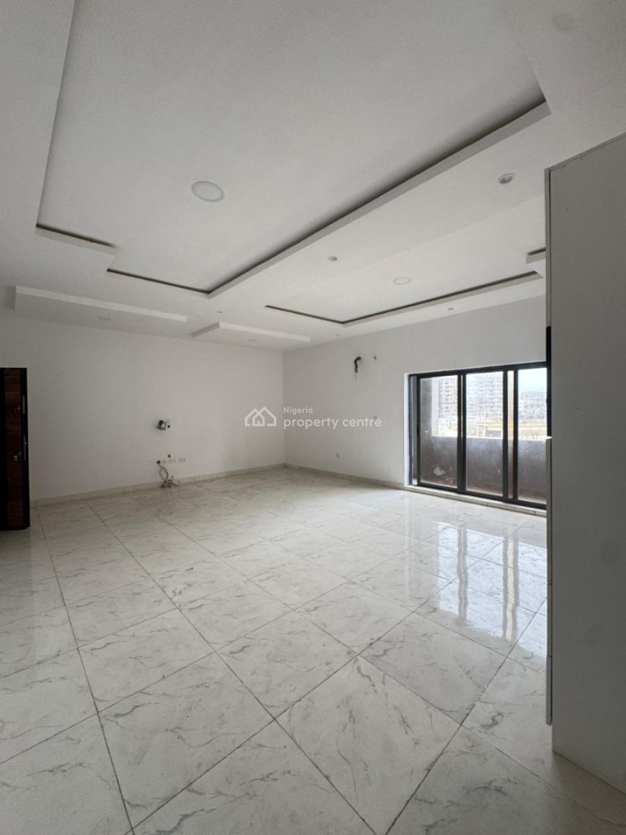 Executive Spacious 3 Bedroom Apartments, Lekki Phase 1, Lekki, Lagos, Flat / Apartment for Sale
