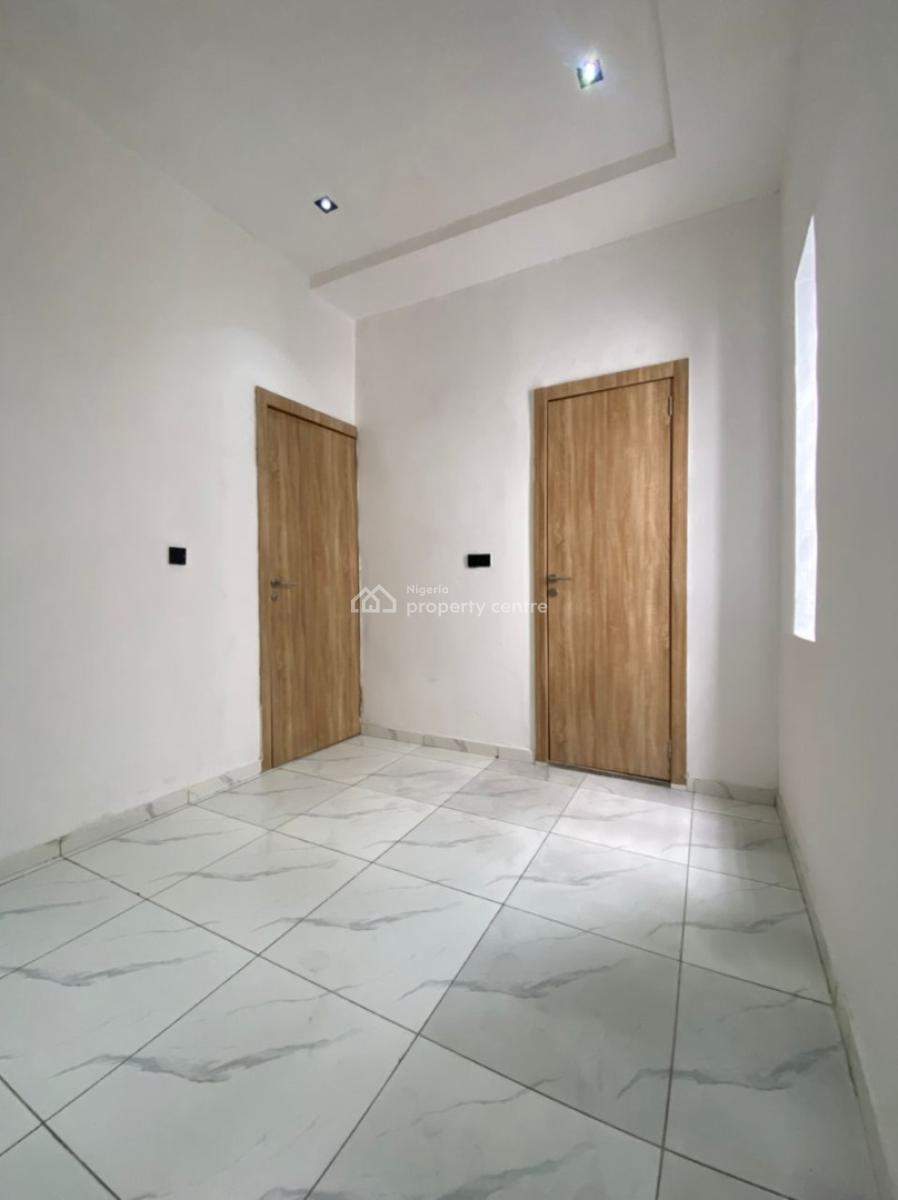 4bedroom Semi Detached Duplex with Bq, Fitted Kitchen, Jacuzzi, Ajah, Lagos, Semi-detached Duplex for Sale
