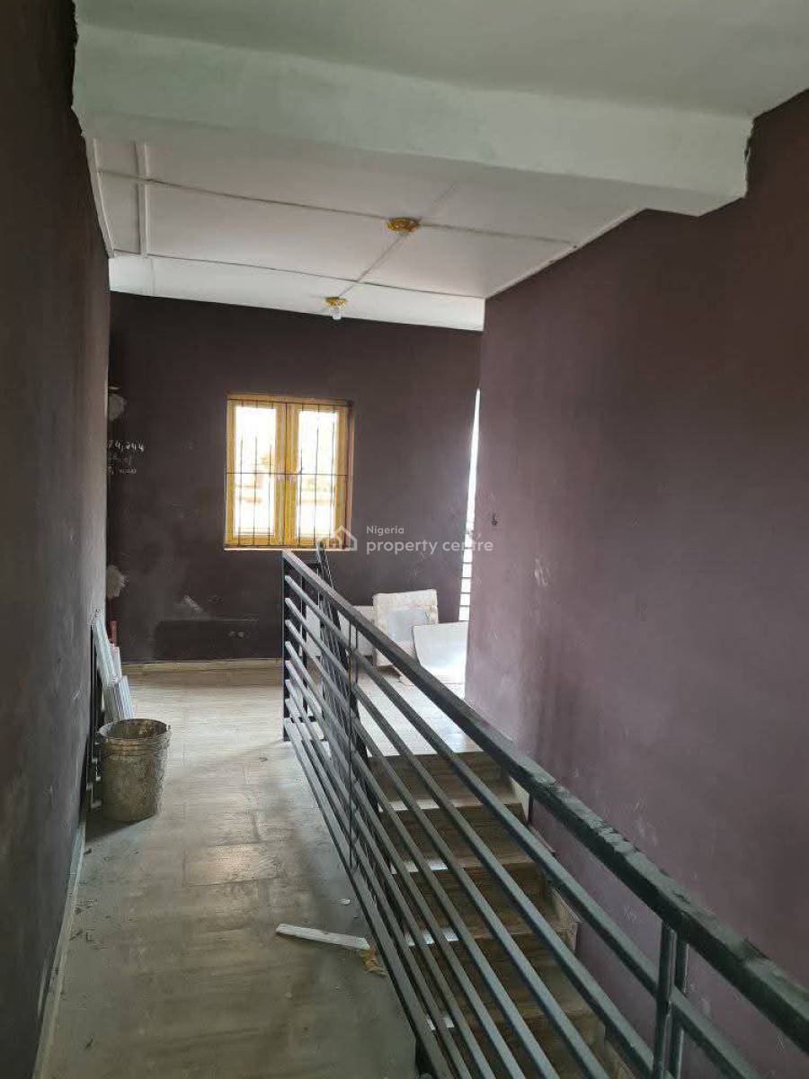 2 Bedroom Flat, Yaba, Lagos, Flat / Apartment for Rent