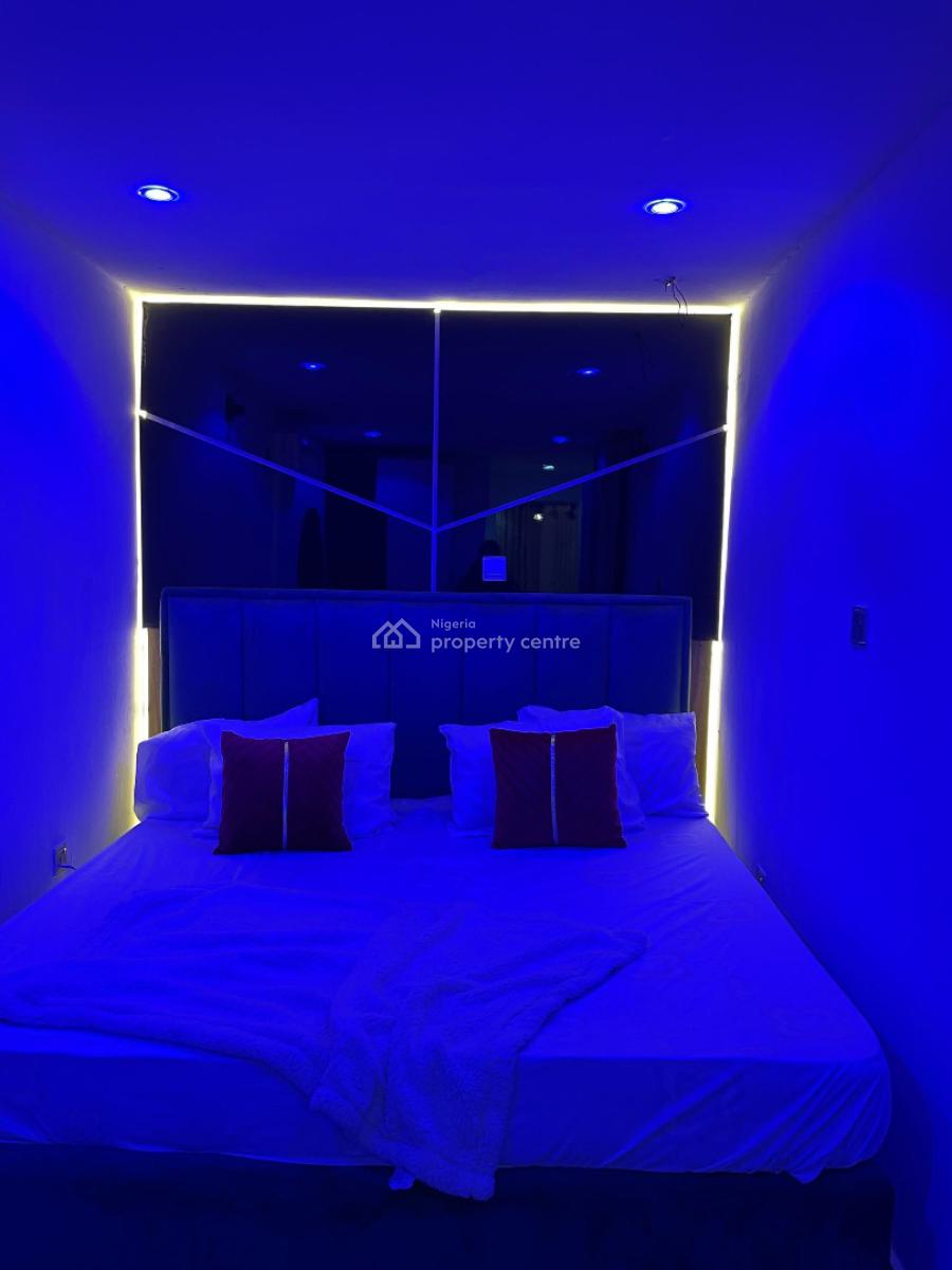 Beautiful 1 Bedroom Apartment with Ps4, Whitesand Beach Lekki Right, Lekki, Lagos, Mini Flat (room and Parlour) Short Let