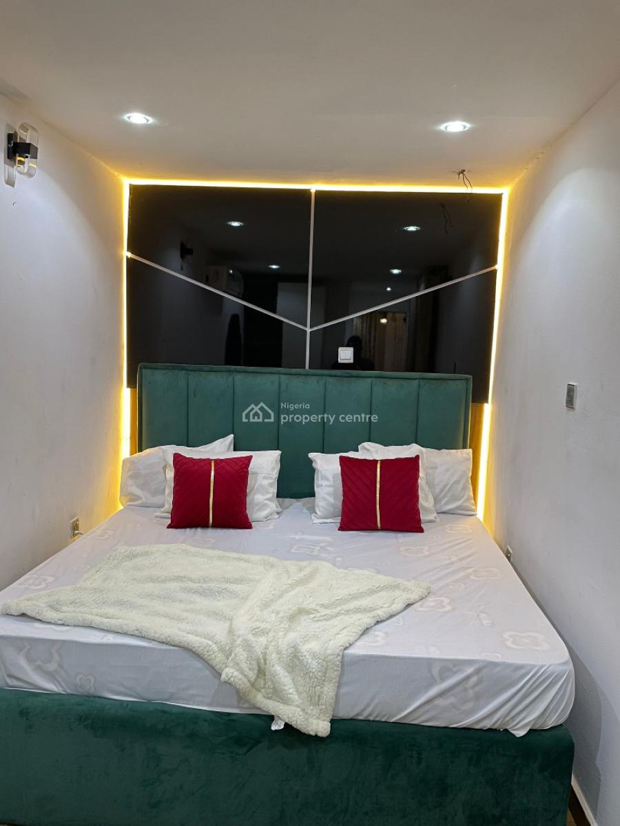 Beautiful 1 Bedroom Apartment with Ps4, Whitesand Beach Lekki Right, Lekki, Lagos, Mini Flat (room and Parlour) Short Let