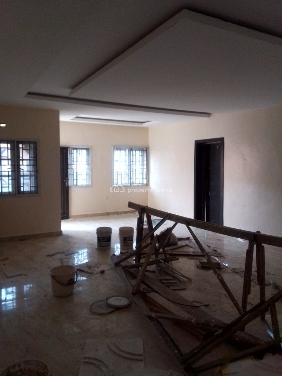 Newly Renovated and Very Spacious 3bedroom Flat at Gbagada, Gbagada Lagos, Gbagada, Lagos, Flat / Apartment for Rent