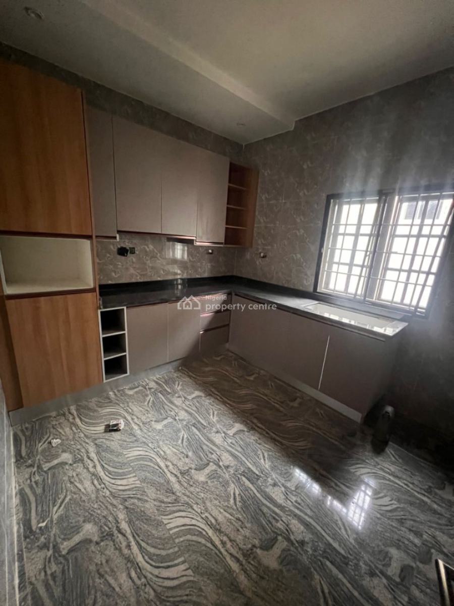 Fully Finished 5 Bedroom Terrace Duplex with Attached Bq, Guzape District, Abuja, Terraced Duplex for Sale