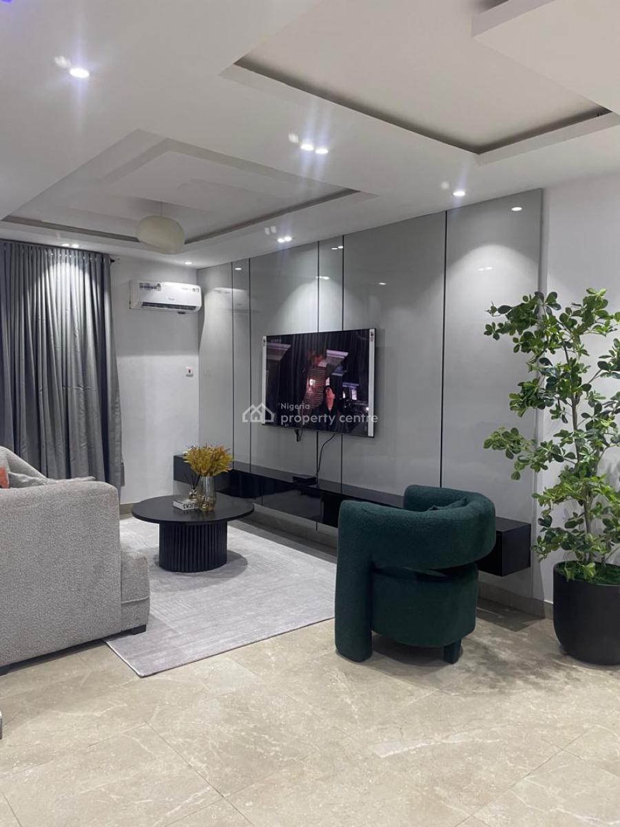 Luxury 3-bedroom Apartment, Gra Phase 2, Magodo, Lagos, Flat / Apartment Short Let