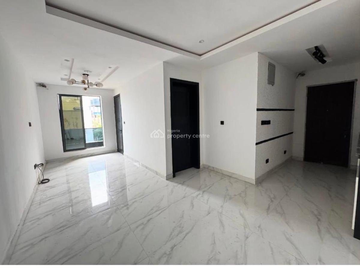 Spacious 1 Bedroom Studio Apartment, Ologolo, Lekki, Lagos, Flat / Apartment for Sale