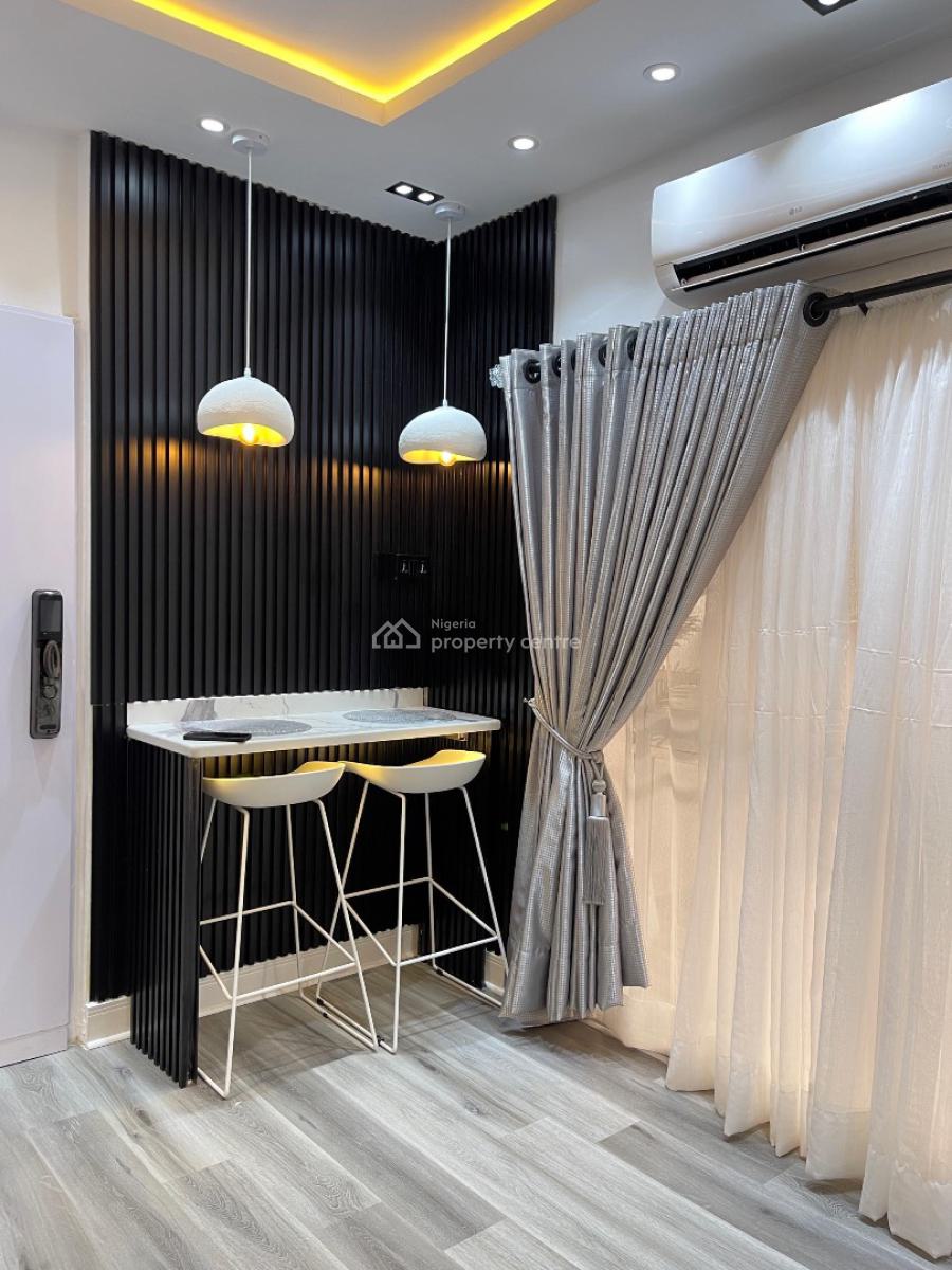 Luxury and Spacious 1 Bedroom Apartment with Ps4 Pro, Omorinre Johnson, Off Admiralty Way, Lekki Phase 1, Lekki, Lagos, Flat / Apartment Short Let