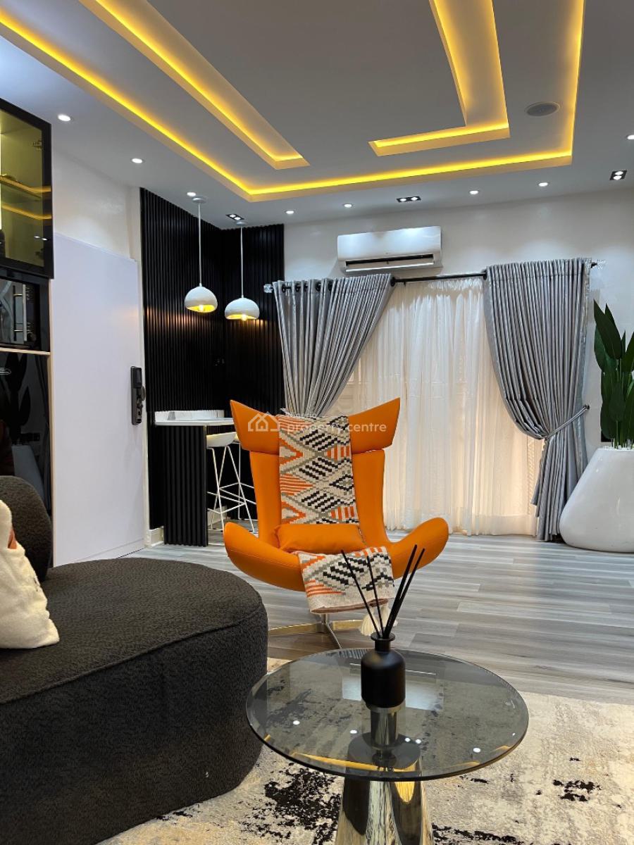 Luxury and Spacious 1 Bedroom Apartment with Ps4 Pro, Omorinre Johnson, Off Admiralty Way, Lekki Phase 1, Lekki, Lagos, Flat / Apartment Short Let