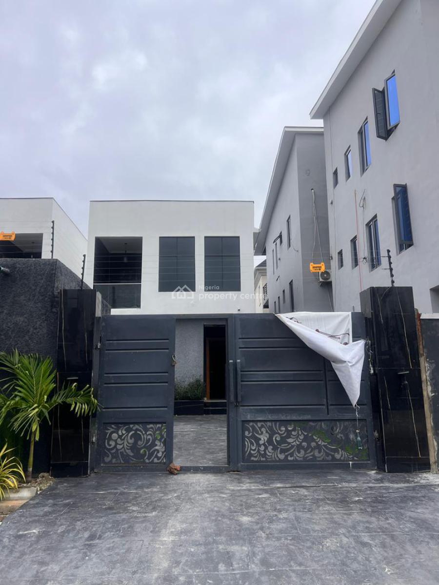 Well Built 4 Bedroom Fully Detached Duplex with Spacious Parking Space, Ologolo, Lekki, Lagos, Detached Duplex for Sale