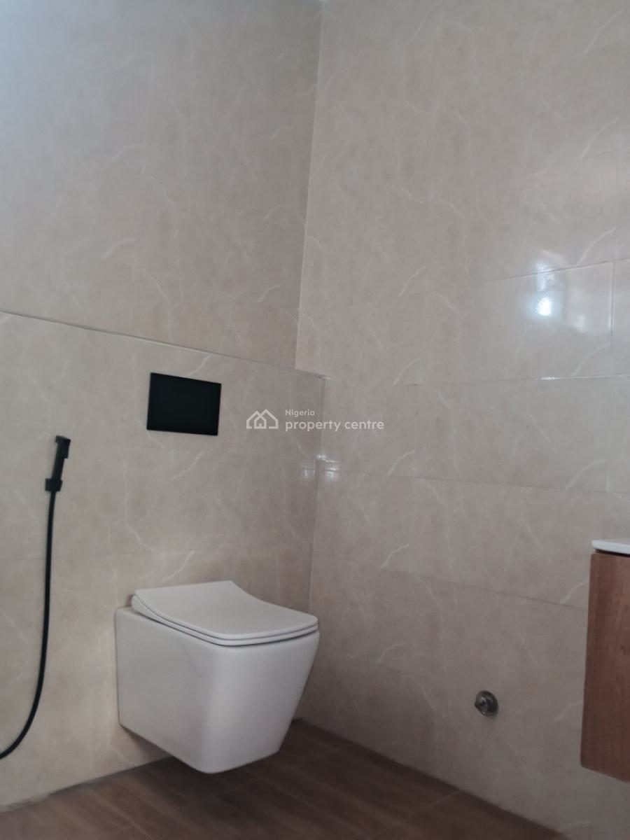 4 Bedrooms Terrace Available in a Good Area, Millennium Estate, Gbagada, Lagos, Terraced Duplex for Rent