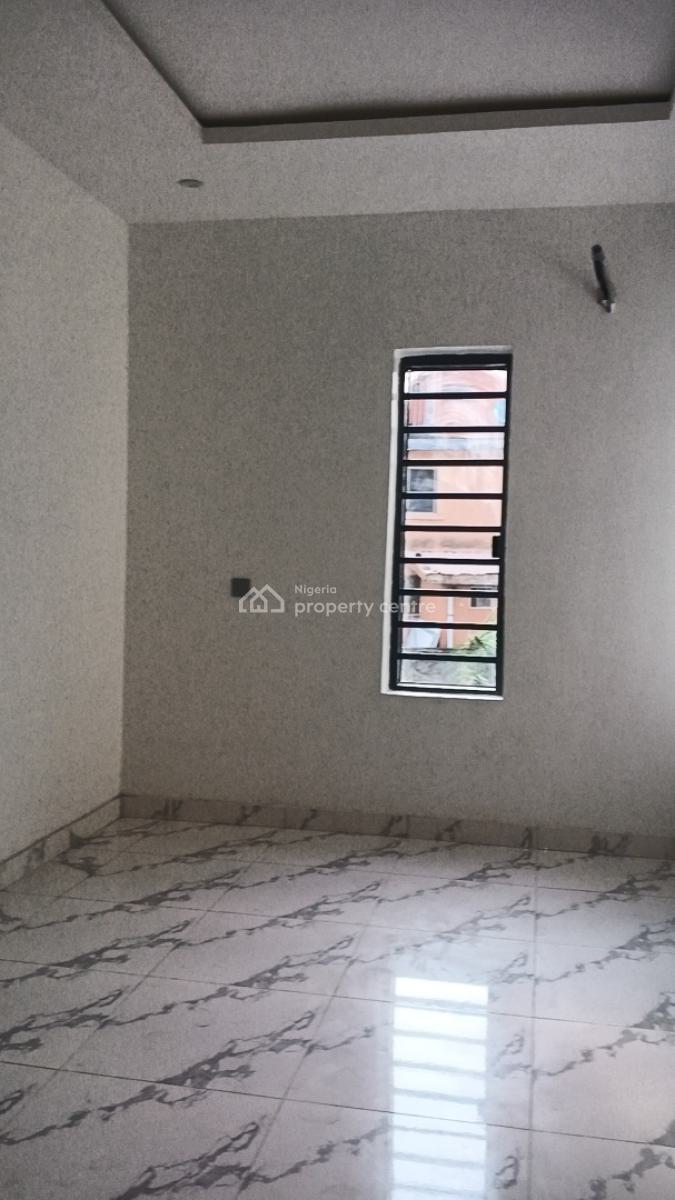 4 Bedrooms Terrace Available in a Good Area, Millennium Estate, Gbagada, Lagos, Terraced Duplex for Rent