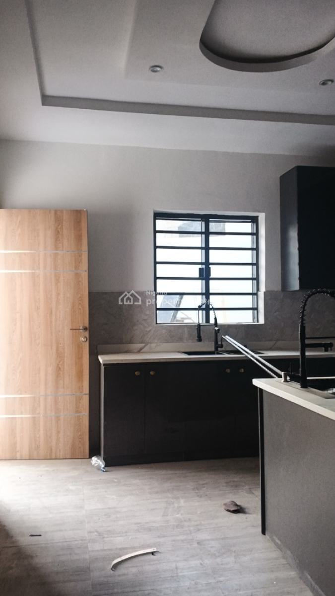 4 Bedrooms Terrace Available in a Good Area, Millennium Estate, Gbagada, Lagos, Terraced Duplex for Rent