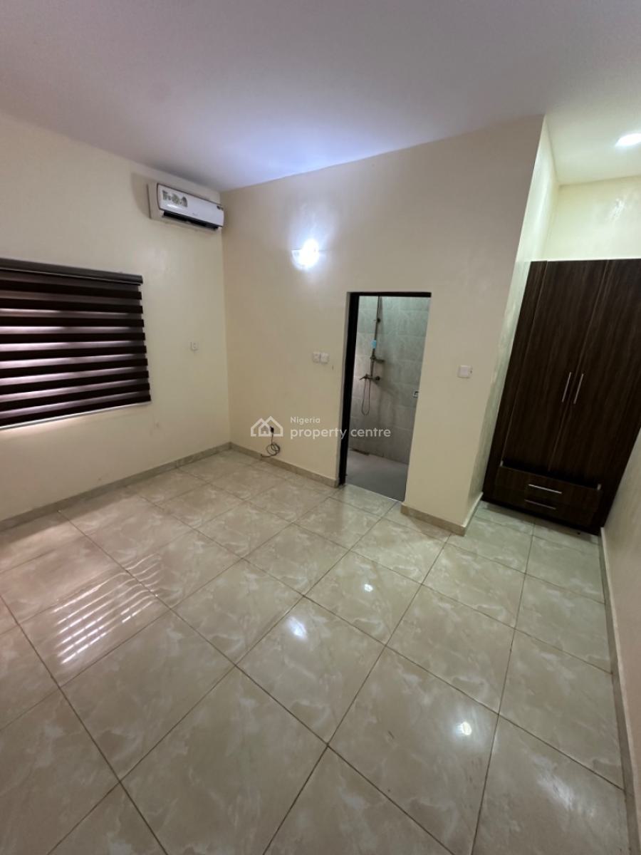 6 Units 2 Bedroom Apartments & Bq, Legislative Quarters, Apo, Abuja, Block of Flats for Sale