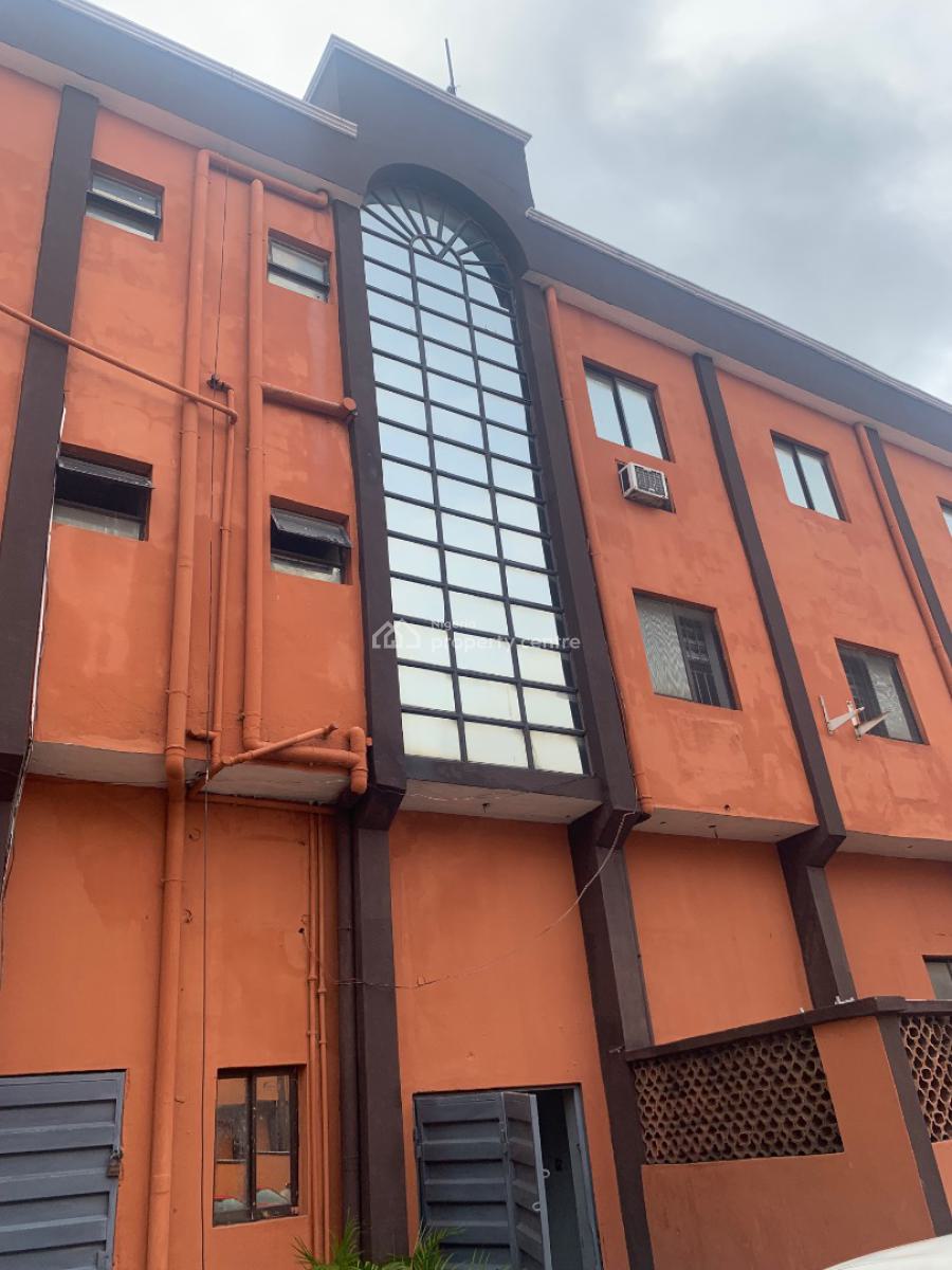 Well Maintained Office Space, Ebute Metta West, Yaba, Lagos, Office Space for Rent