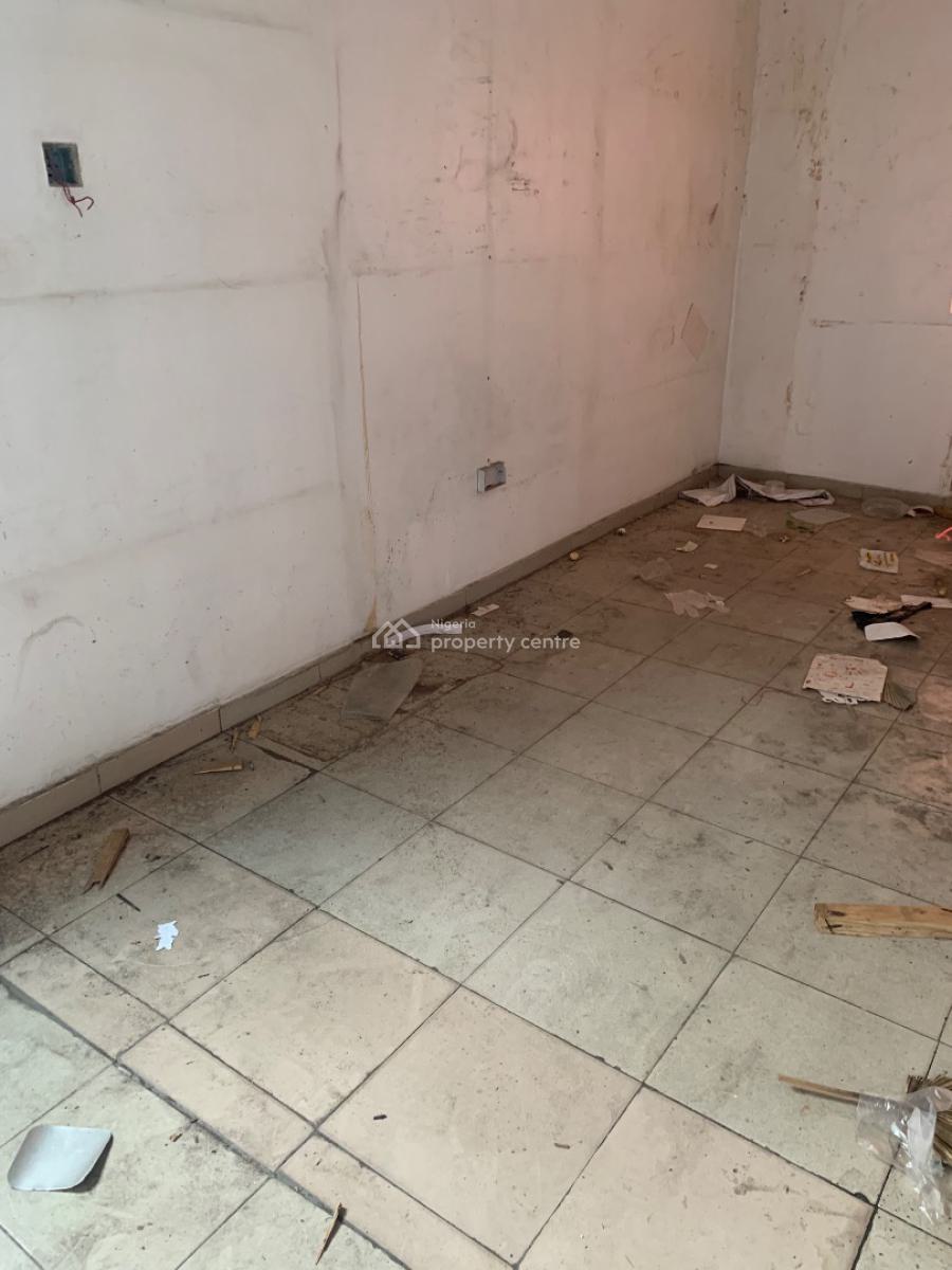 Well Maintained Office Space, Ebute Metta West, Yaba, Lagos, Office Space for Rent
