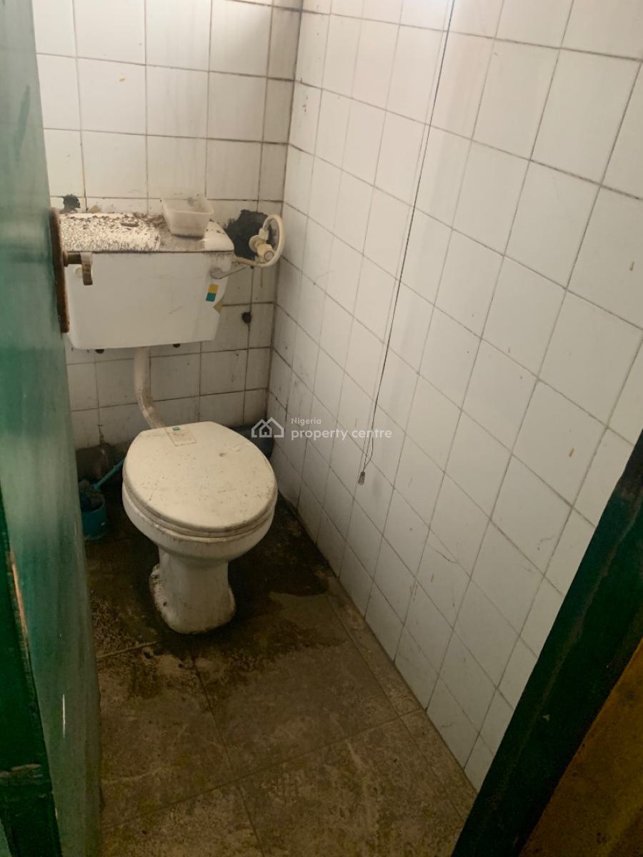 Well Maintained Office Space, Ebute Metta West, Yaba, Lagos, Office Space for Rent