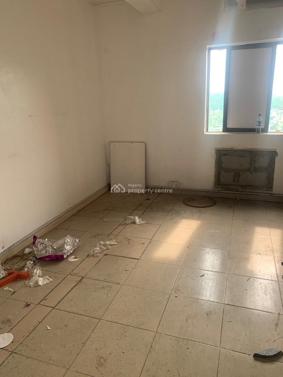 Well Maintained Office Space, Ebute Metta West, Yaba, Lagos, Office Space for Rent