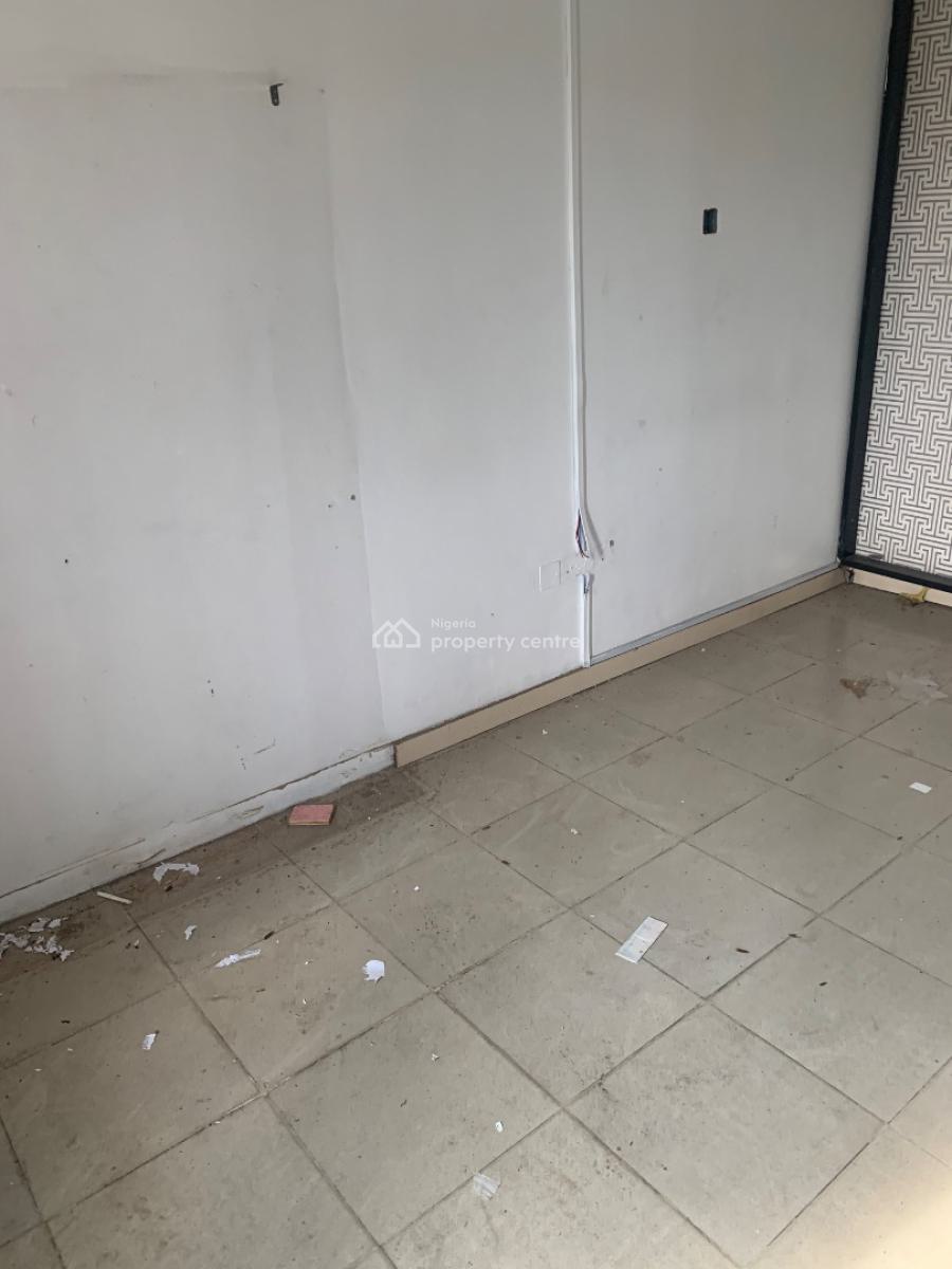 Well Maintained Office Space, Ebute Metta West, Yaba, Lagos, Office Space for Rent
