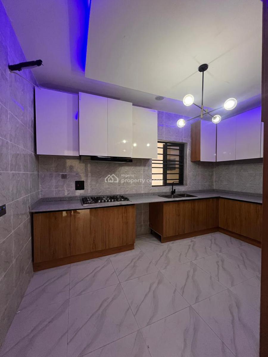 Contemporary 3 Bedroom Apartment with Swimming Pool, Gym and Elevator, Ikate, Lekki, Lagos, Flat / Apartment for Sale