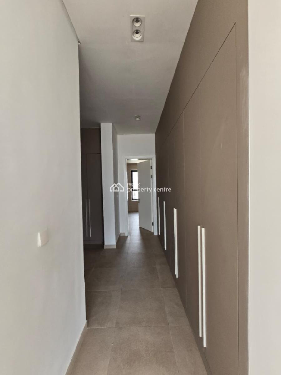 6 Bedroom Waterfront  Smart House with 2 Rooms Bq & Jetty on 505sqm, Banana Island, Ikoyi, Lagos, Detached Duplex for Sale