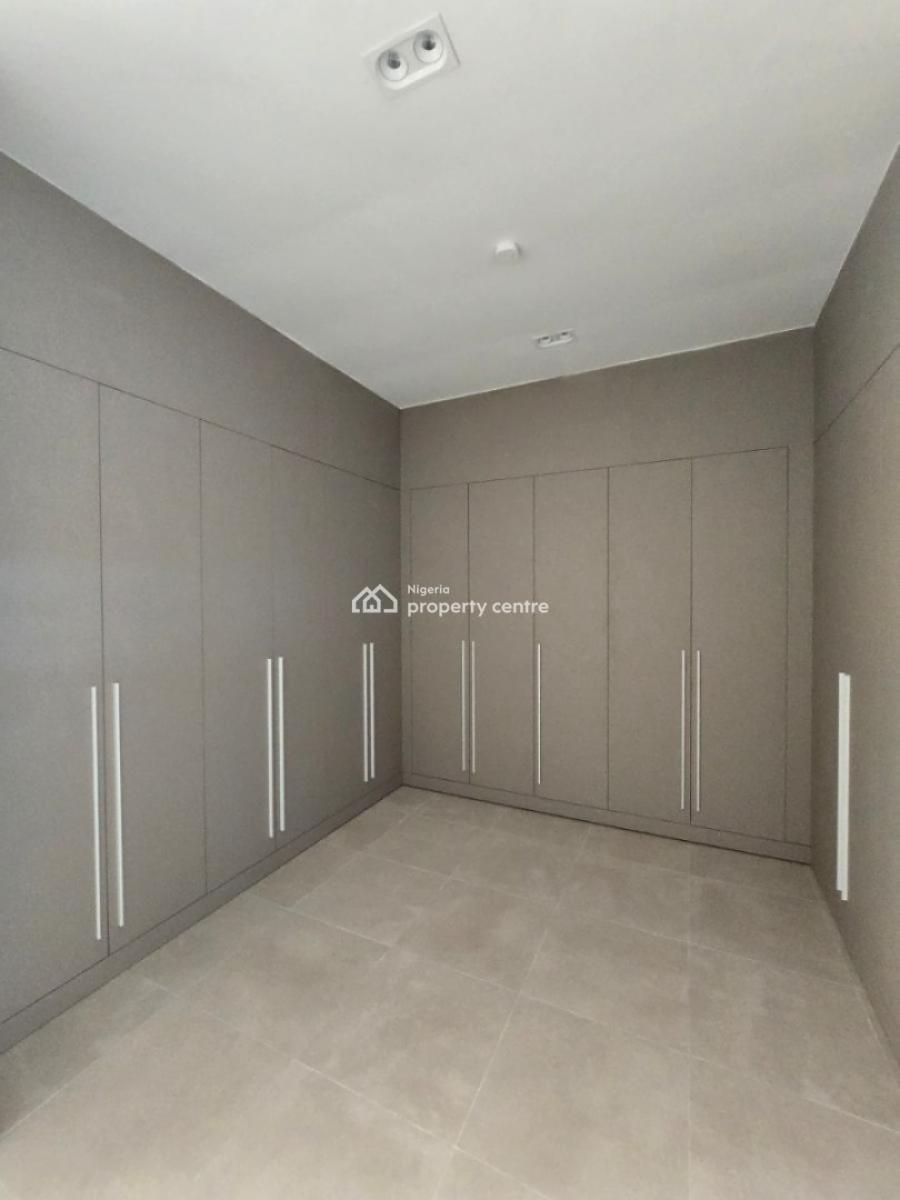 6 Bedroom Waterfront  Smart House with 2 Rooms Bq & Jetty on 505sqm, Banana Island, Ikoyi, Lagos, Detached Duplex for Sale