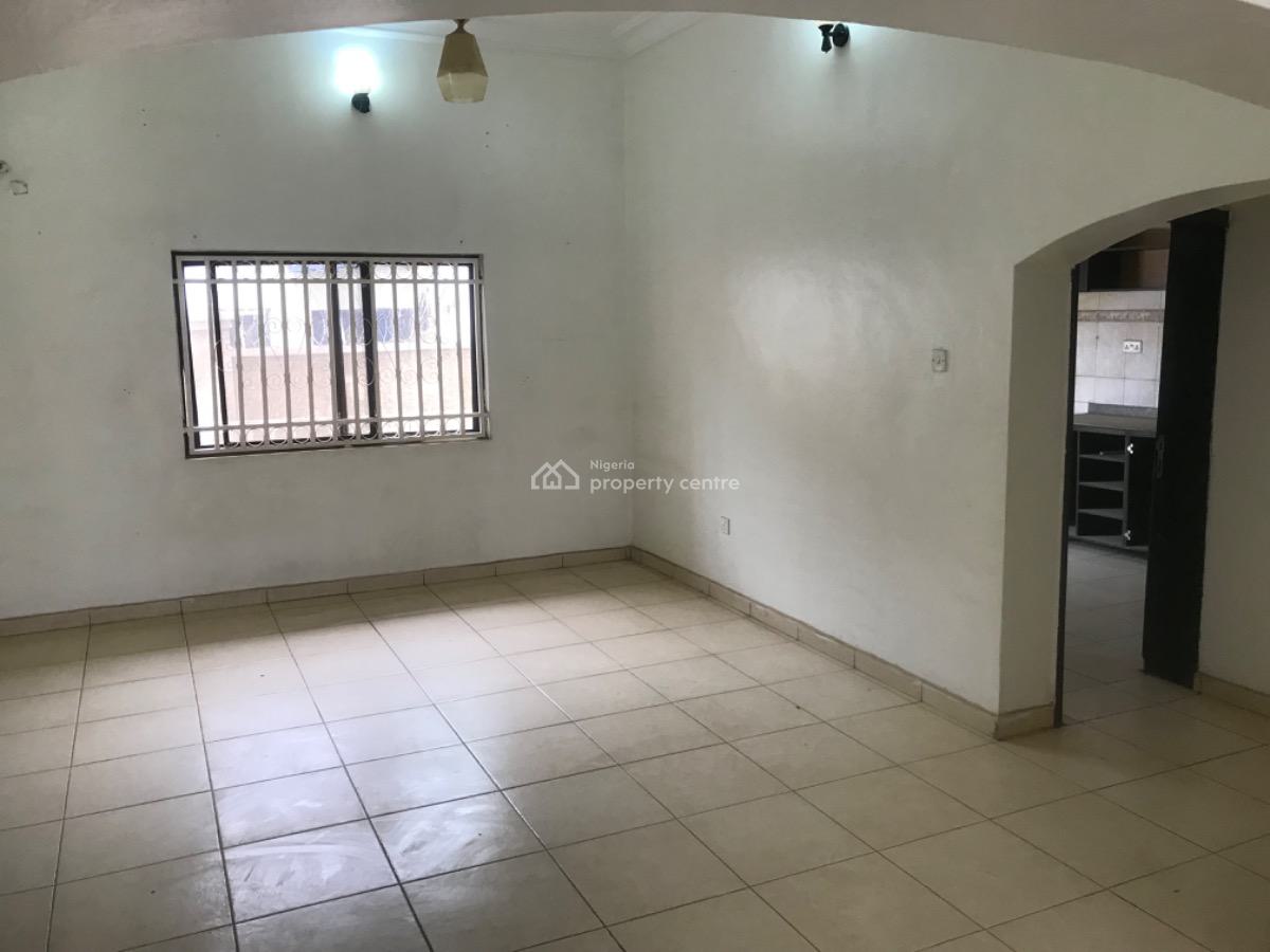 Newly Built 4 Bedrooms Terrace Duplex with Bq and Pent House, Off 3rd Avenue, Gwarinpa, Abuja, Terraced Duplex for Sale