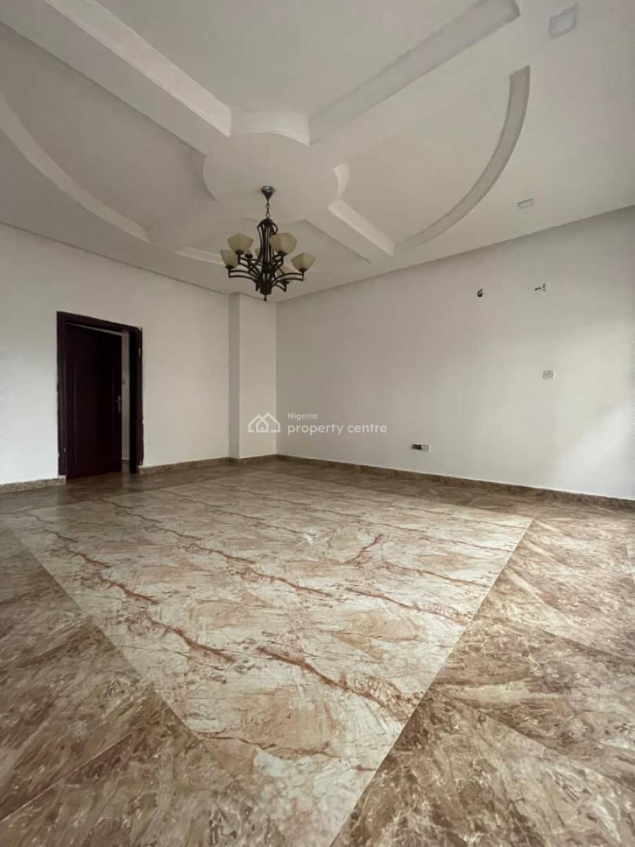 Well Built  and Serviced Room and Parlor Apartment (sharing Kitchen), Chisco Ikate, Ikate, Lekki, Lagos, Mini Flat (room and Parlour) for Rent