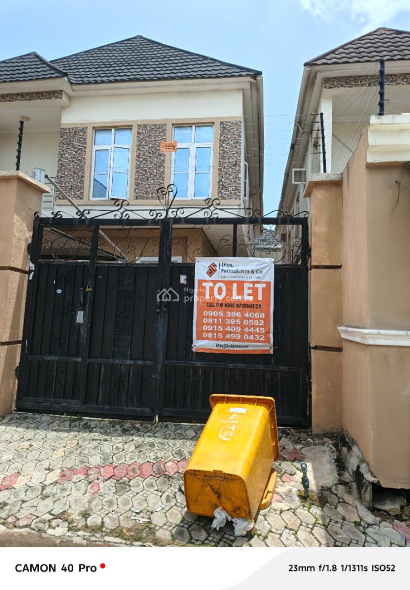 Big Bq Room in Ikate, Off Kusenla Road, Ikate, Lekki, Lagos, Self Contain (single Rooms) for Rent