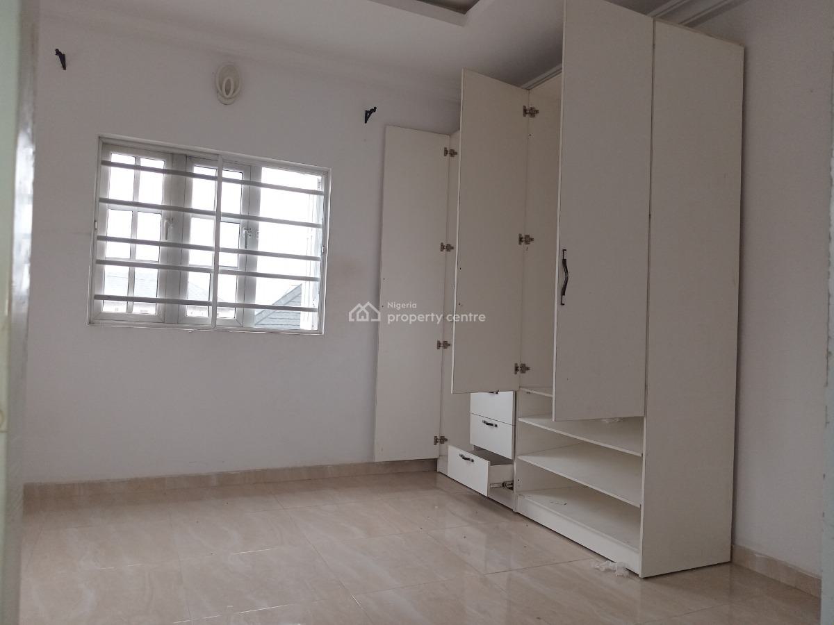 Spacious 2 Bedroom Flat Upstairs, Sangotedo, Ajah, Lagos, Flat / Apartment for Rent