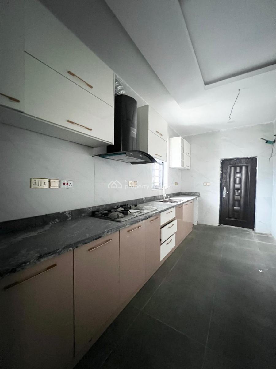 Tastefully Built 4 Bedroom Terrace Duplex in a Secure Estate, Ikate, Lekki, Lagos, Terraced Duplex for Sale